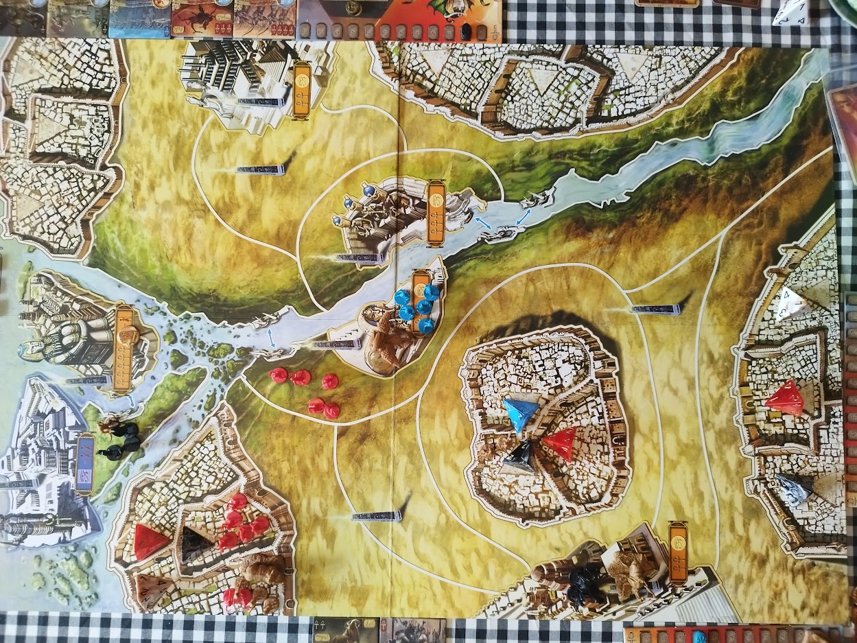 KEMET - Jocul pe tablă